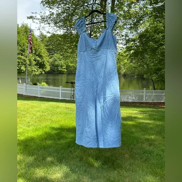 Gap Denim Maxi Flowing Sweetheart Neck Ruffled Wide Straps Light Washed Dress - Picture 4 of 7